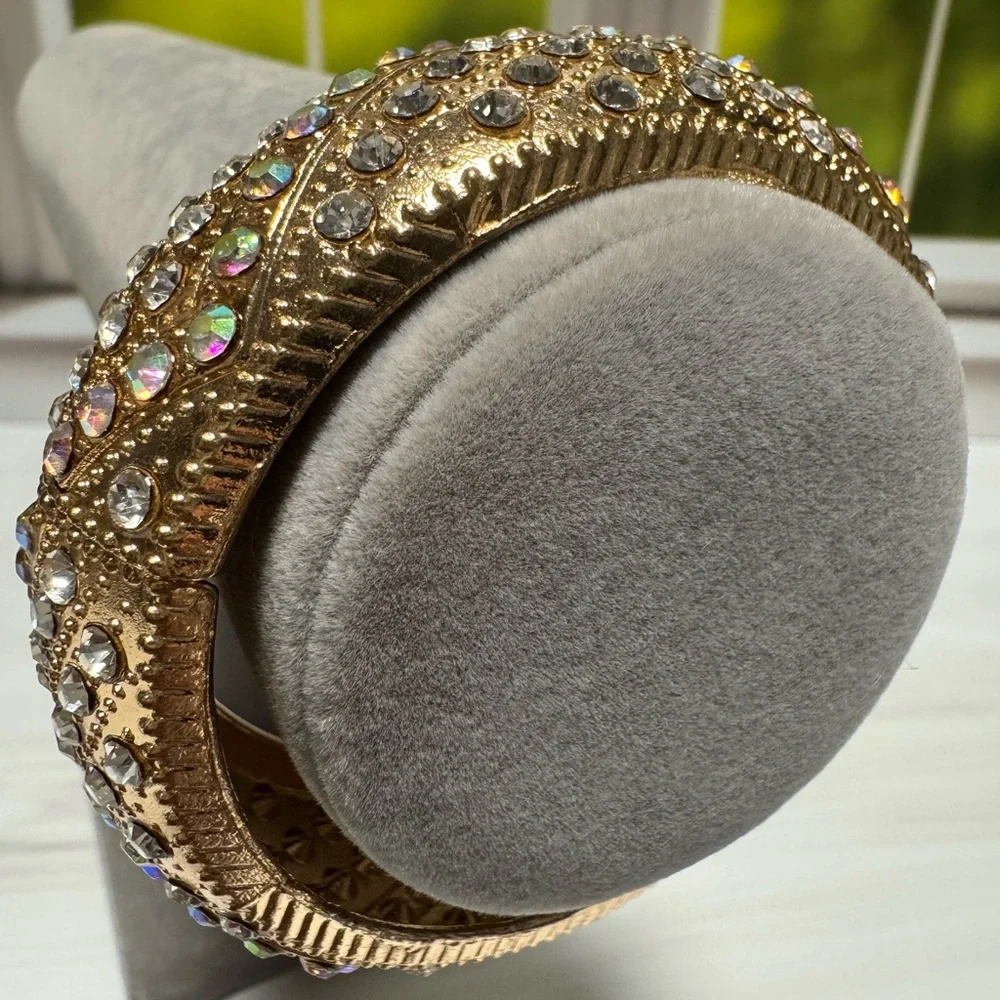 Boutique Gold Crystal Bangle Bracelet - Picture 1 of 17